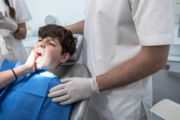Best Chipped Tooth Repair Near Me  in St Ann, MO